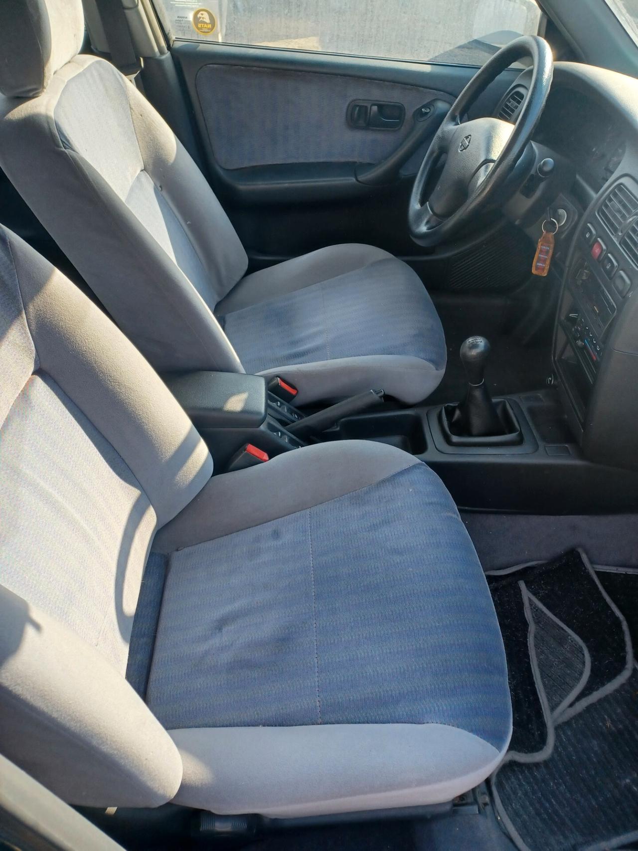 Nissan Primera 1.6i 16V solo 63000 km