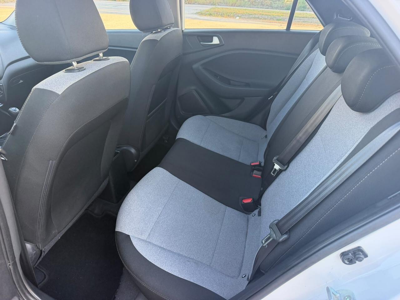 Hyundai i20 1.2 benzina 2015 Style