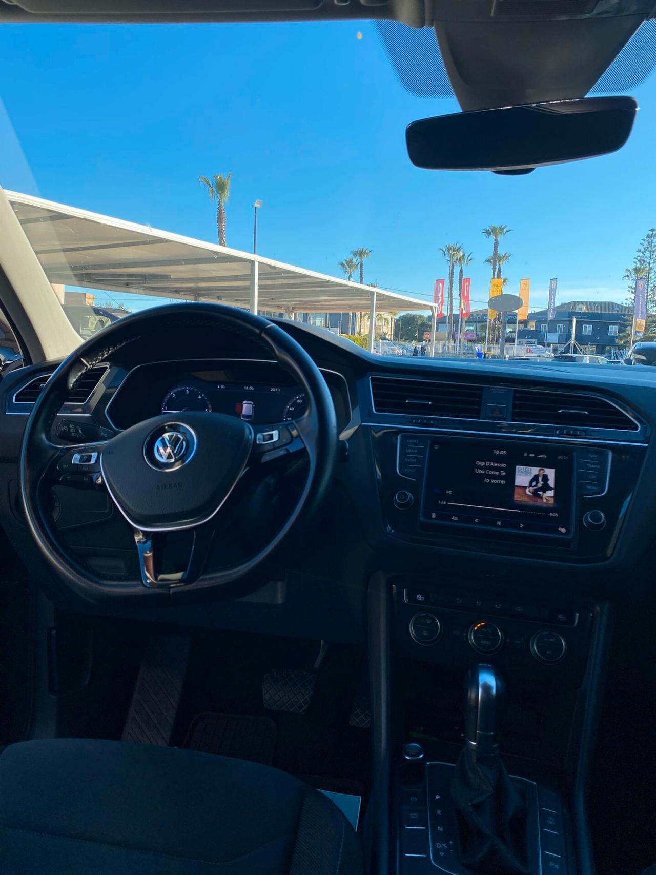 Volkswagen Tiguan 2.0 TDI SCR DSG Business BlueMotion Technology