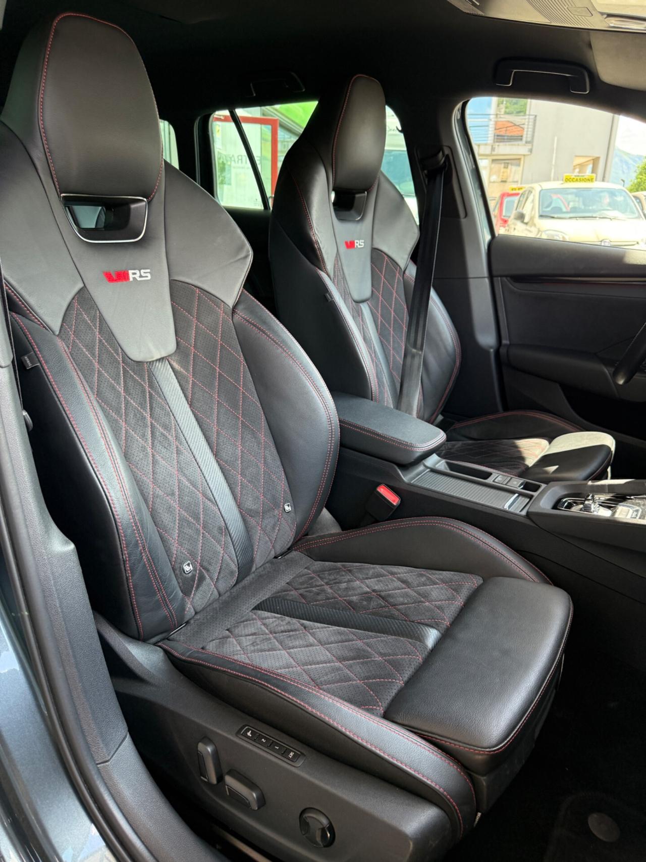 SKODA OCTAVIA 2.0 TDI EVO SCR 200 CV DSG 4x4 Wagon RS