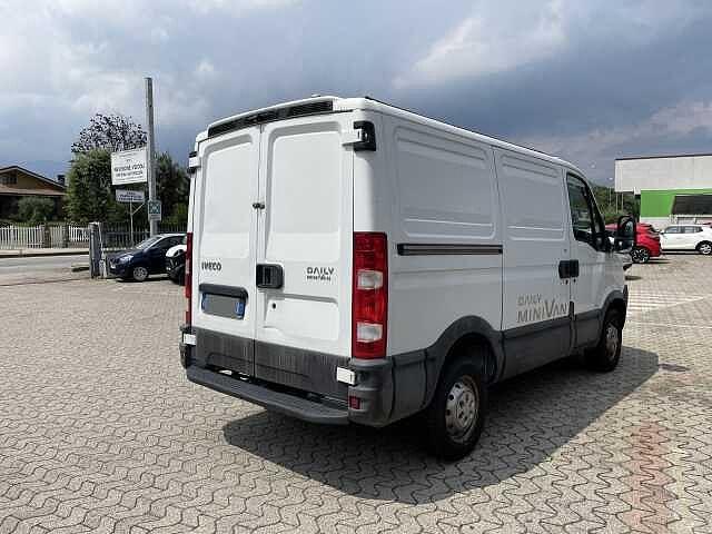 Iveco Daily 35S12 2.3 Hpi PC Cabinato