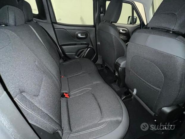 Jeep Renegade 1.5 Turbo T4 MHEV Altitude