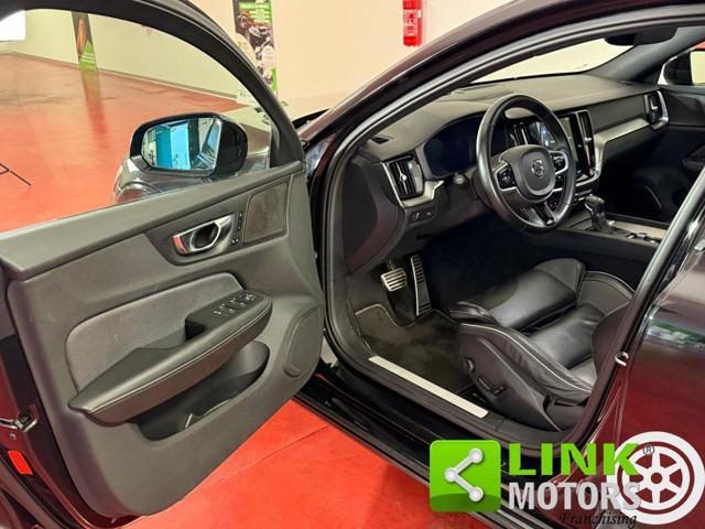 VOLVO V60 D3 Geartronic R-design - IVA -FULL- GANCIO -24MESI