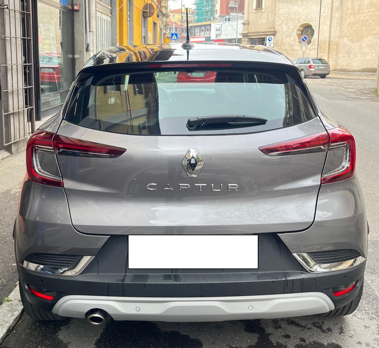 RENAULT CAPTUR 1.0 TCe ZEN BENZINA - KM 14.745 - ANCHE PER NEOPATENTATI