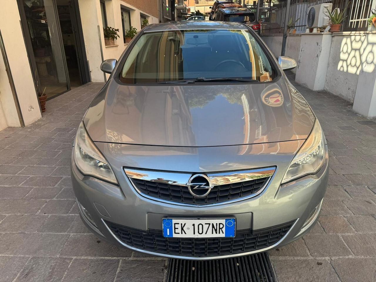 OPEL Astra 1.4 100CV 5 porte Cosmo IMPIANTO GPL