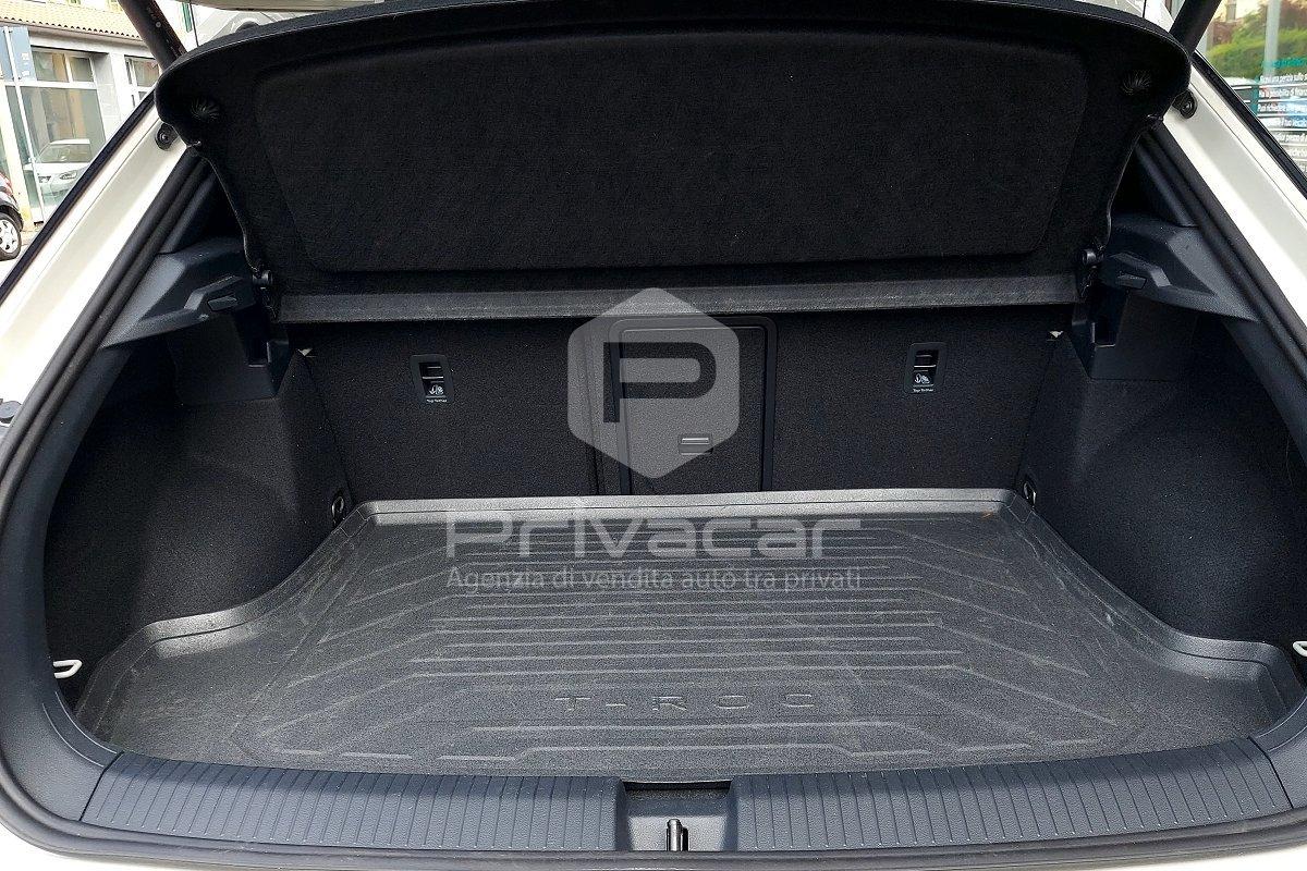 VOLKSWAGEN T-Roc 1.5 TSI ACT DSG R-Line