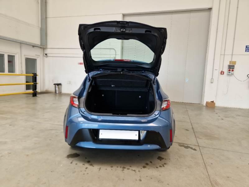 Toyota Corolla 1.8h Active cvt