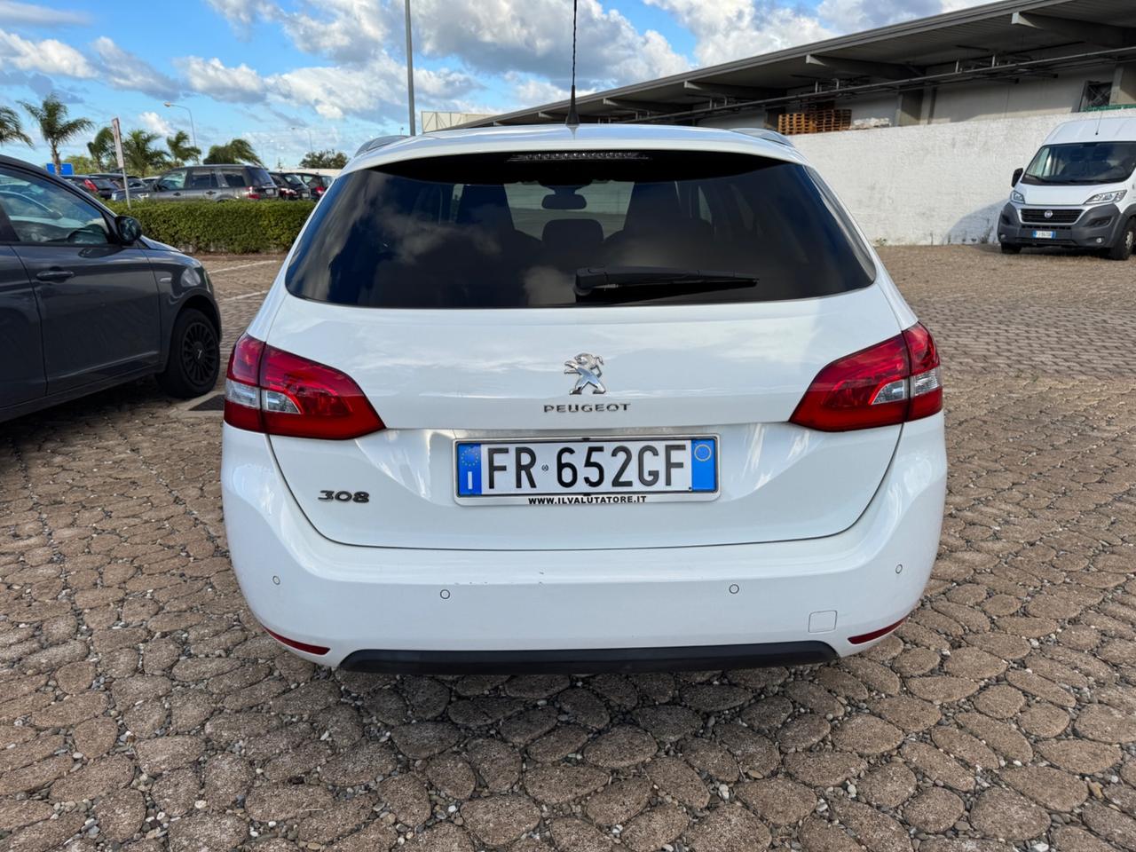 Peugeot 308 BlueHDi 130 S&S SW Allure