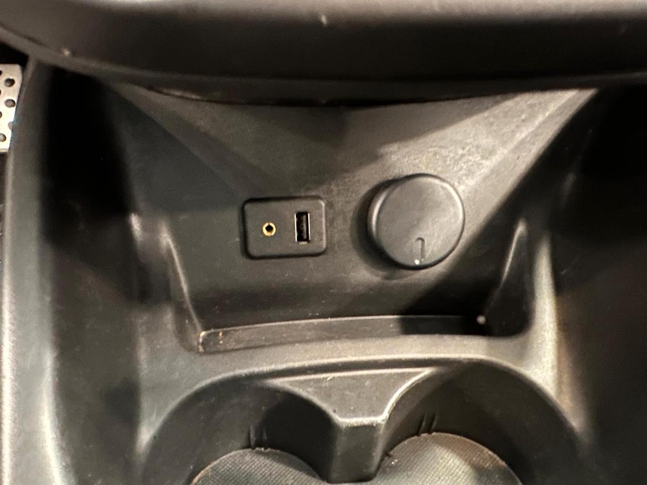 Opel Corsa 1.3 CDTI 95CV Coupé b-Color