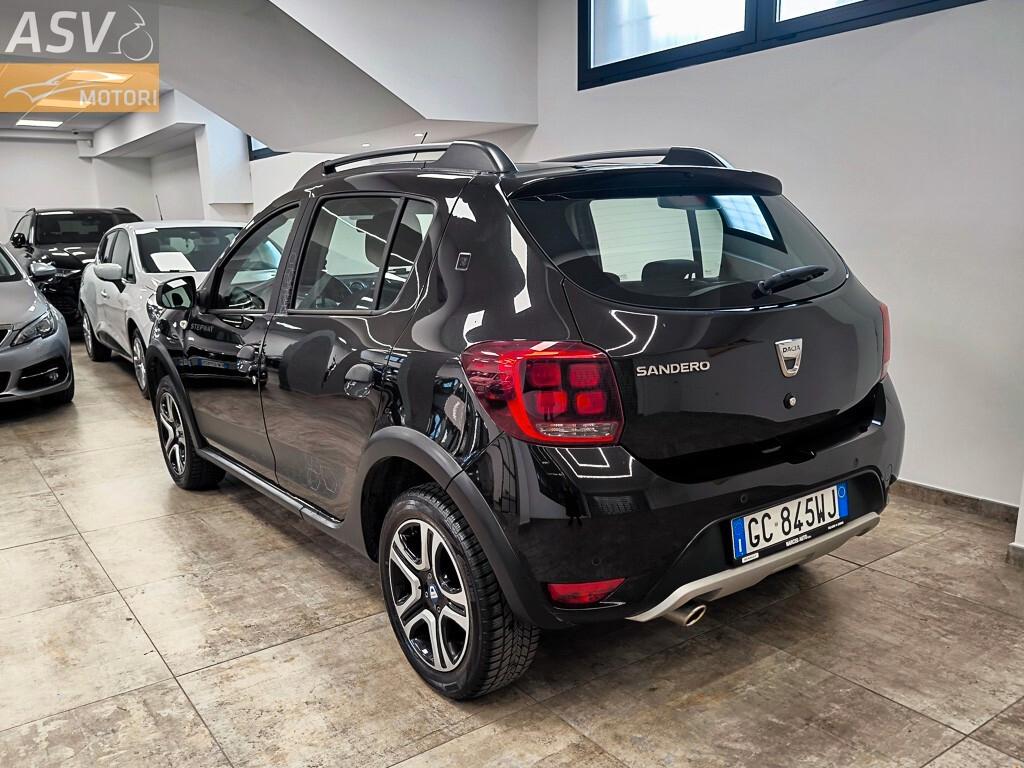 Dacia Sandero Stepway 1.0 TCe 100CV ECO-G 15th Anniversary