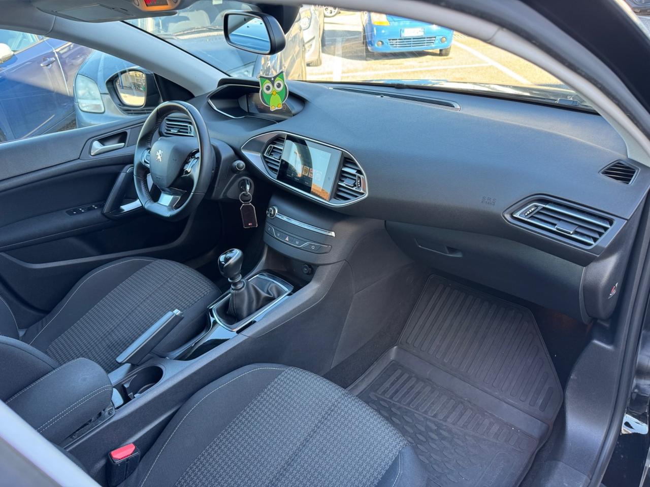 Peugeot 308 BlueHDi 130 S&S Business