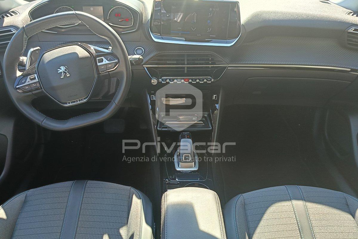 PEUGEOT 2008 PureTech 130 S&S EAT8 Allure Pack
