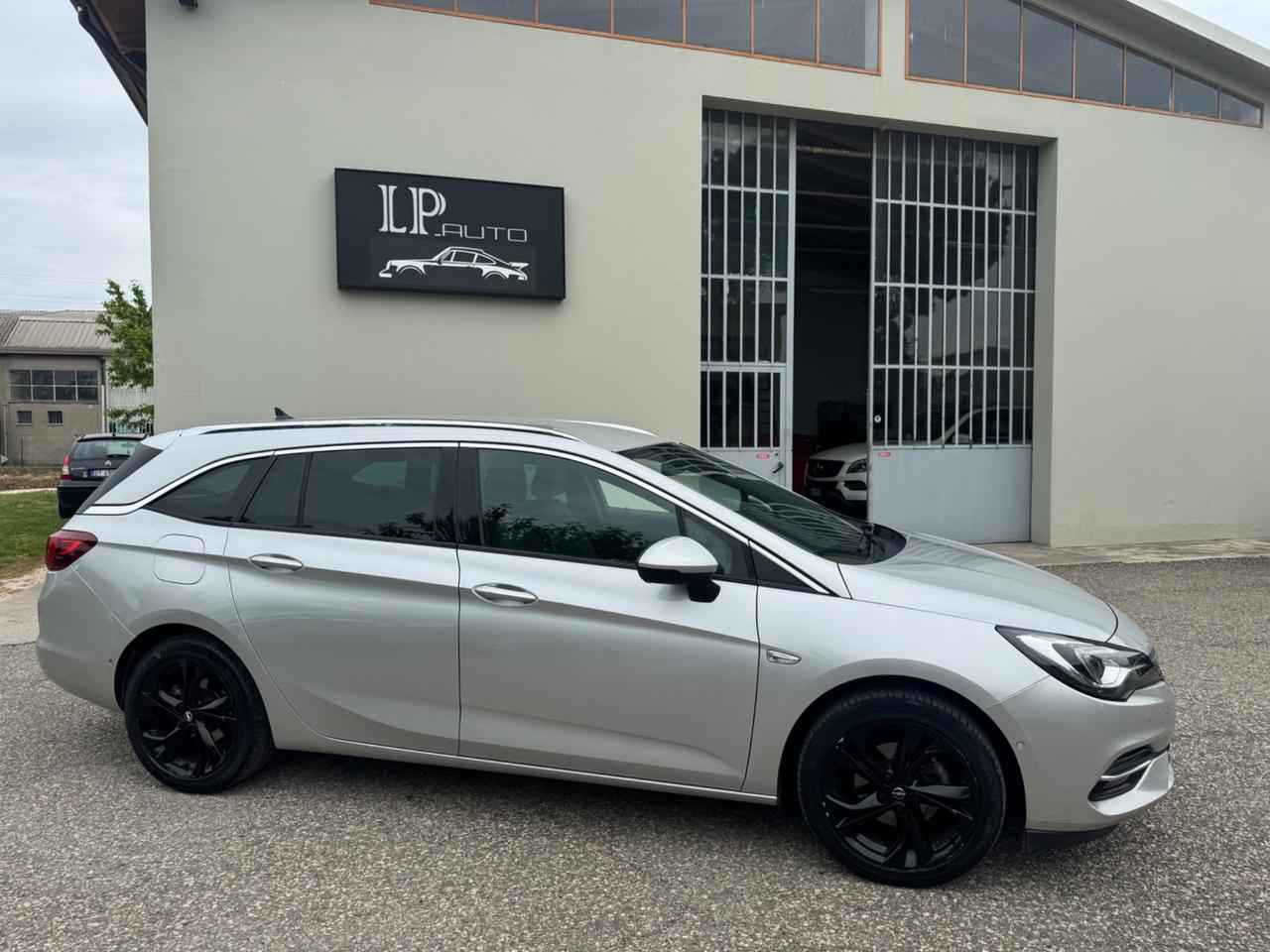 Opel Astra 1.5 CDTI 122 CV S&S 5 porte Business Elegance