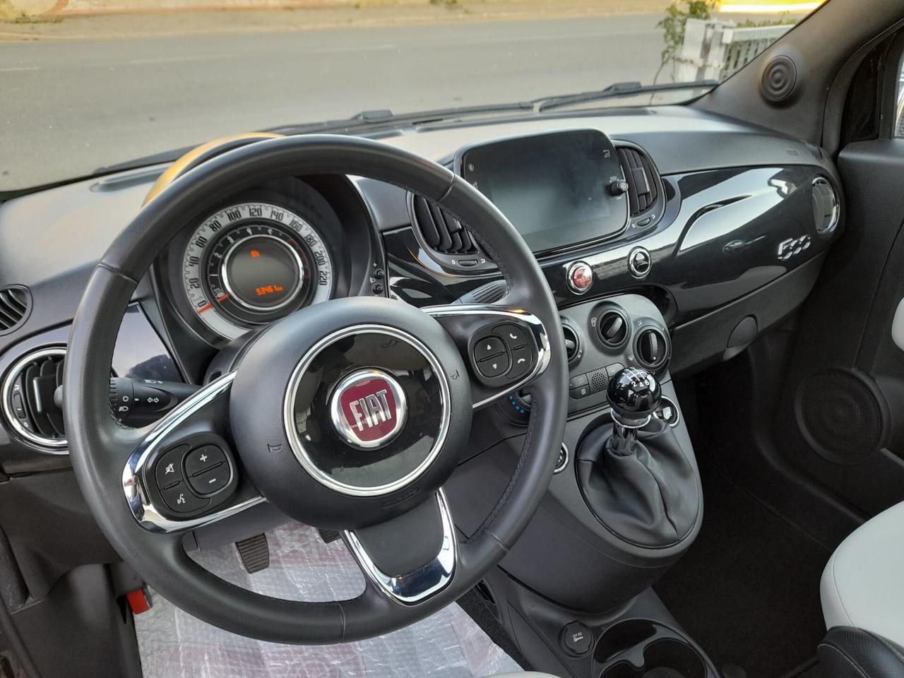 Fiat 500 1.0 Hybrid Dolcevita