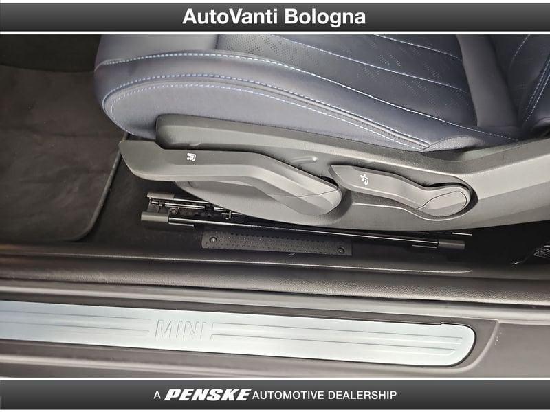 MINI Cooper Mini Cooper 3p 1.5 C Favoured auto