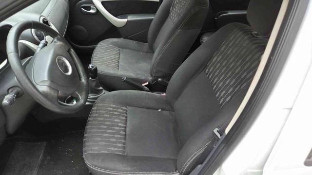 DACIA Sandero 1.2 16V