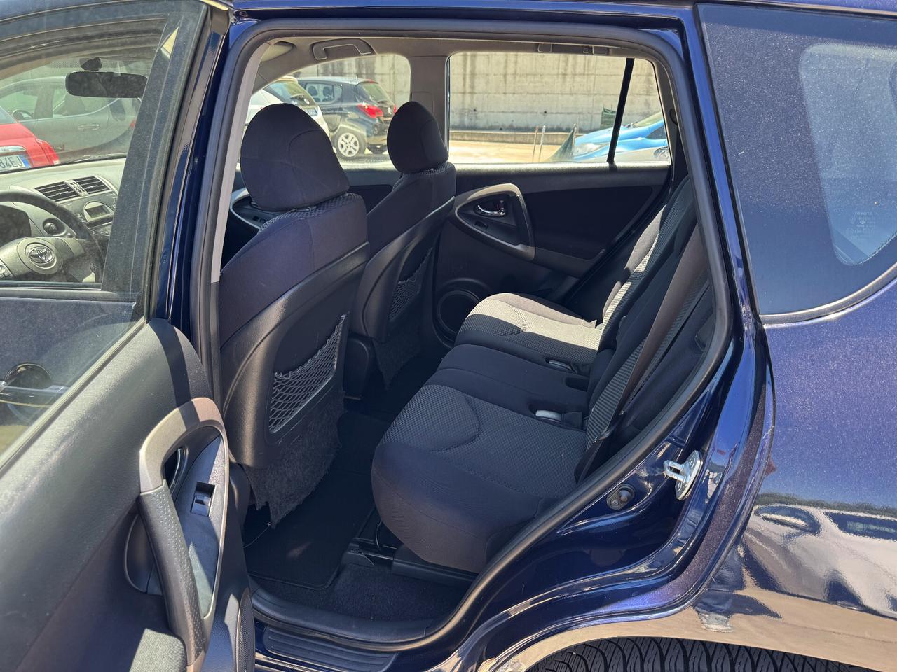 Toyota Rav-4 2.2 D-4D 136CV Sol/4WD