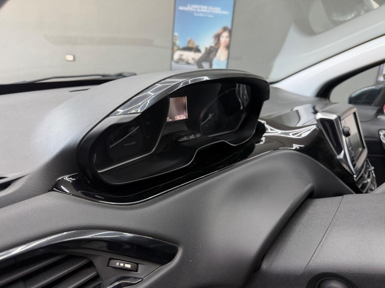 Peugeot 208 PureTech 82 5 porte Active