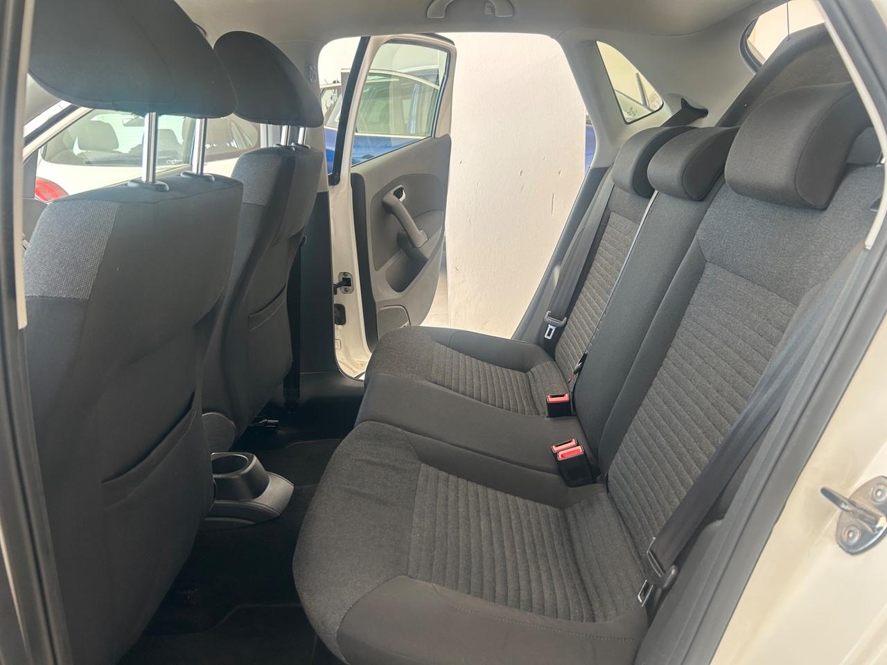 Volkswagen Polo 1.4 benzina 63kw 2013