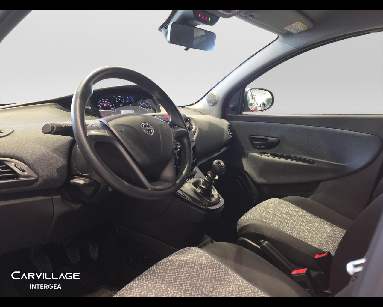 LANCIA Ypsilon 1.0 firefly hybrid Silver s&s 70c