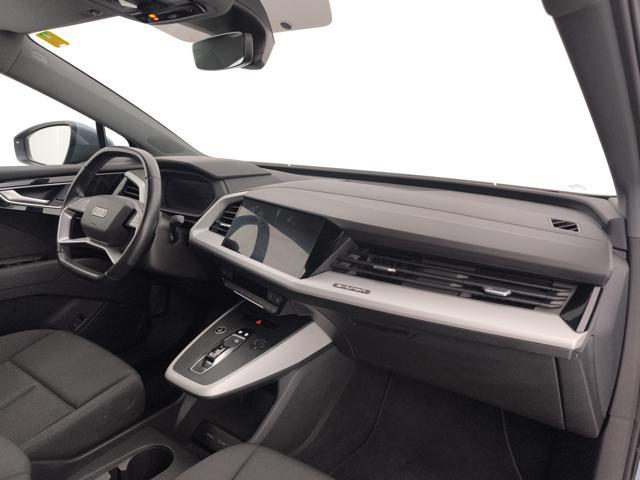 AUDI Q4 e-tron 40 Business Advanced