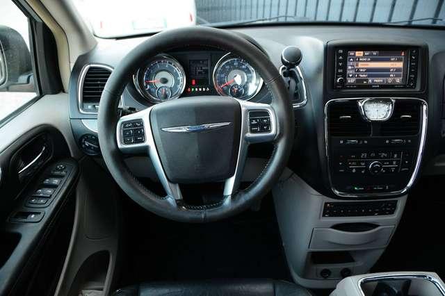 Chrysler Town & Country Limited 7 posti 3.6 V6 Aut benzina (Lancia Grand Voyager)