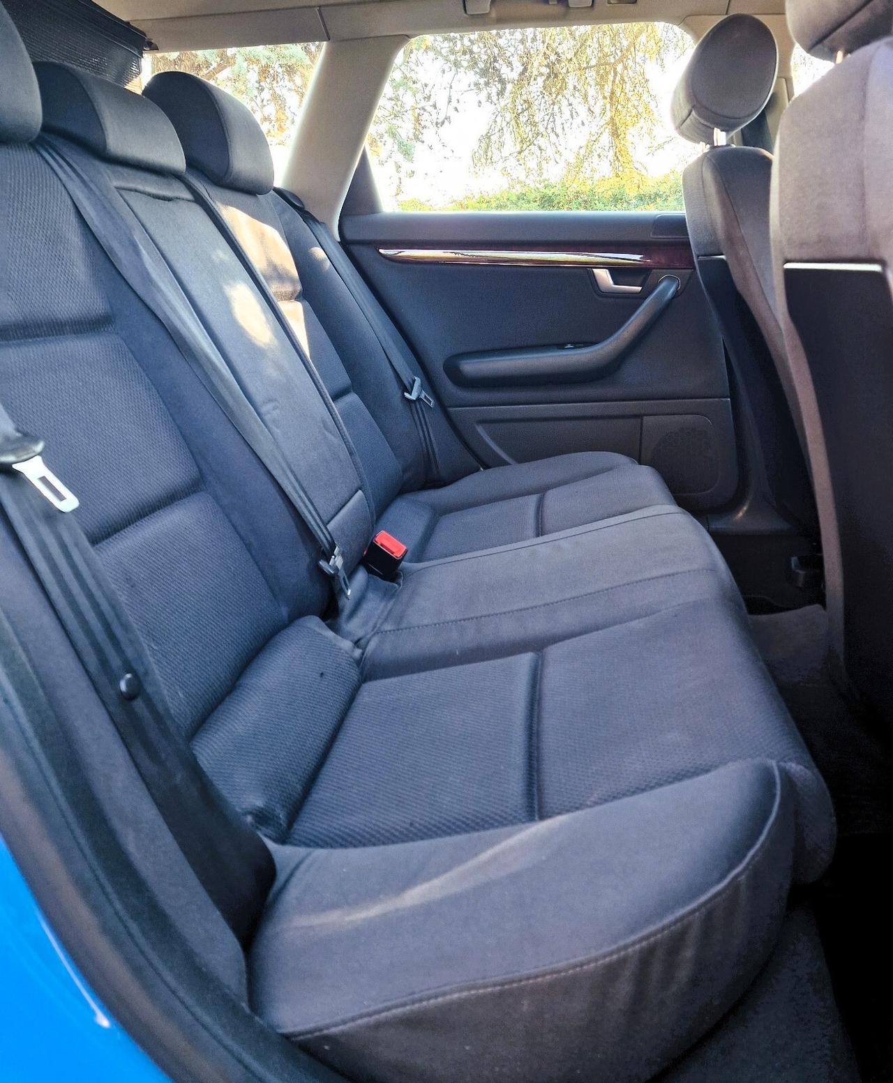 Audi A4 2.5 V6 TDI/180 CV cat Avant quattro