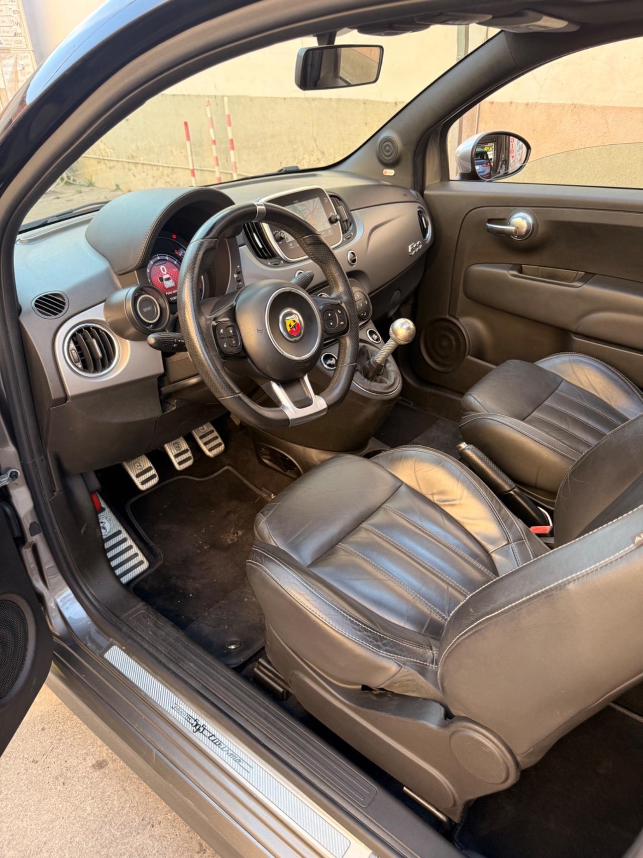 Abarth 595 1.4 Turbo T-Jet 165 CV Turismo