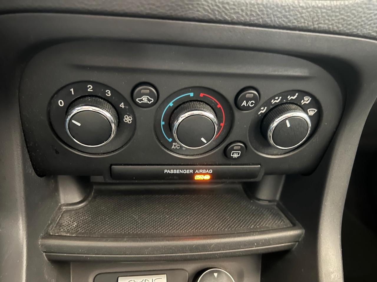 Ford Ka 1.2 Ti-VCT 85CV Ultimate OK NEOPATENTATI