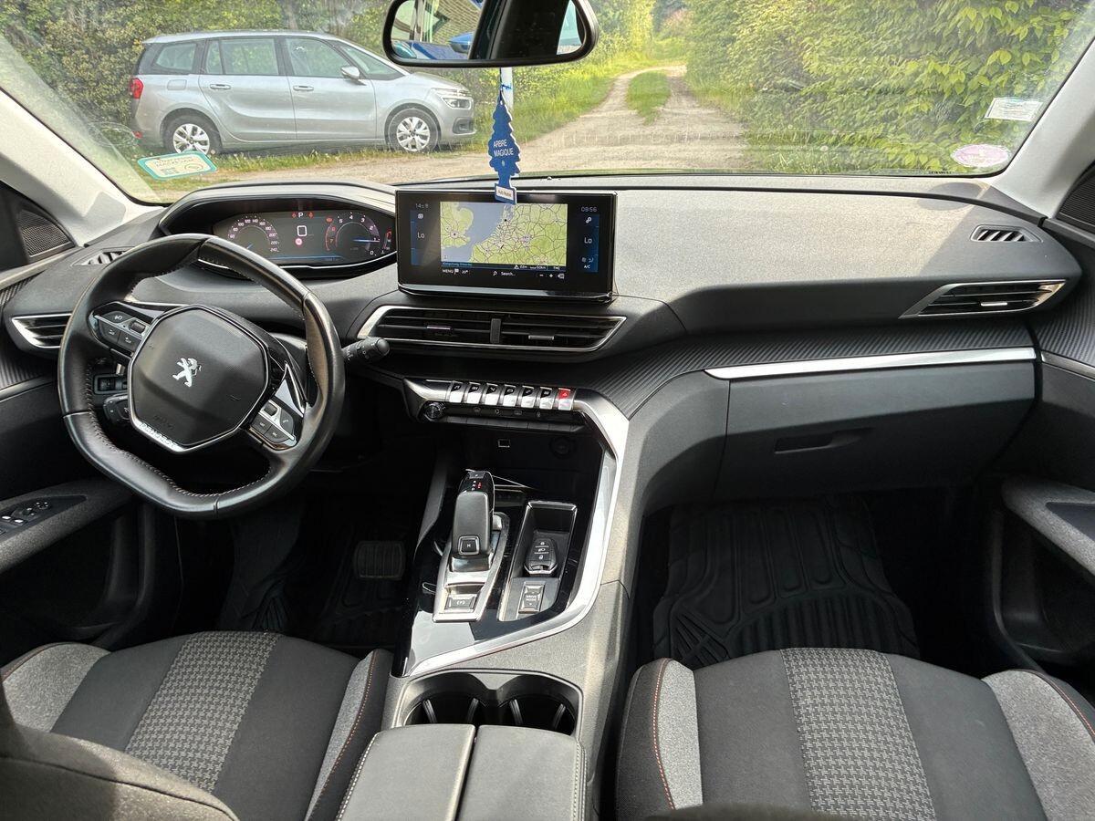 Peugeot 3008 BlueHDi 130 S&S EAT8 Active Pack
