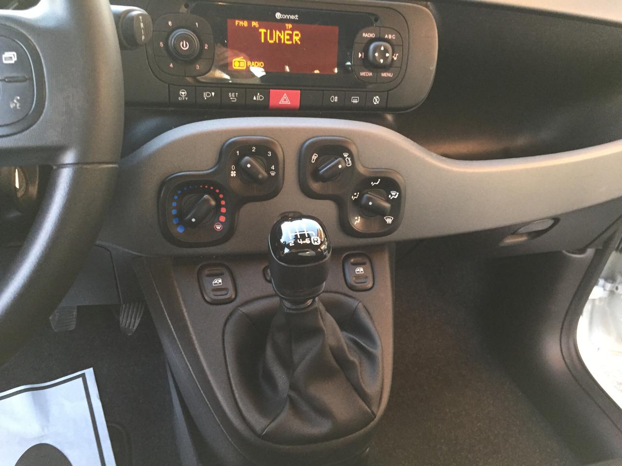 Fiat Panda 1.0 FireFly S&S Hybrid City Life X NEOPATENTATI