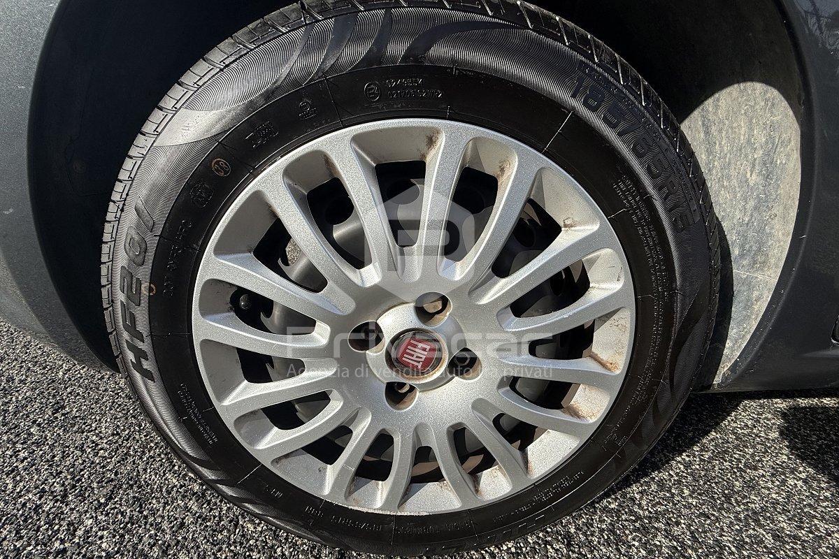 FIAT Punto 1.4 S&S 8V 5 porte Young