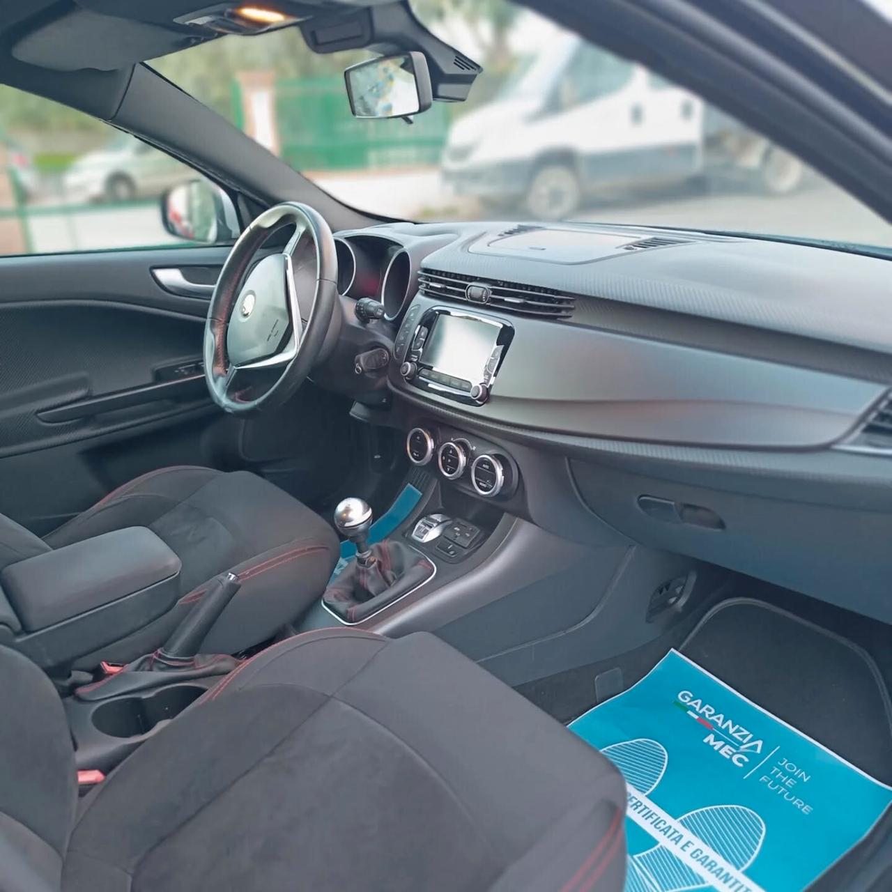 Alfa Romeo Giulietta 1.6 JTDm 105CV