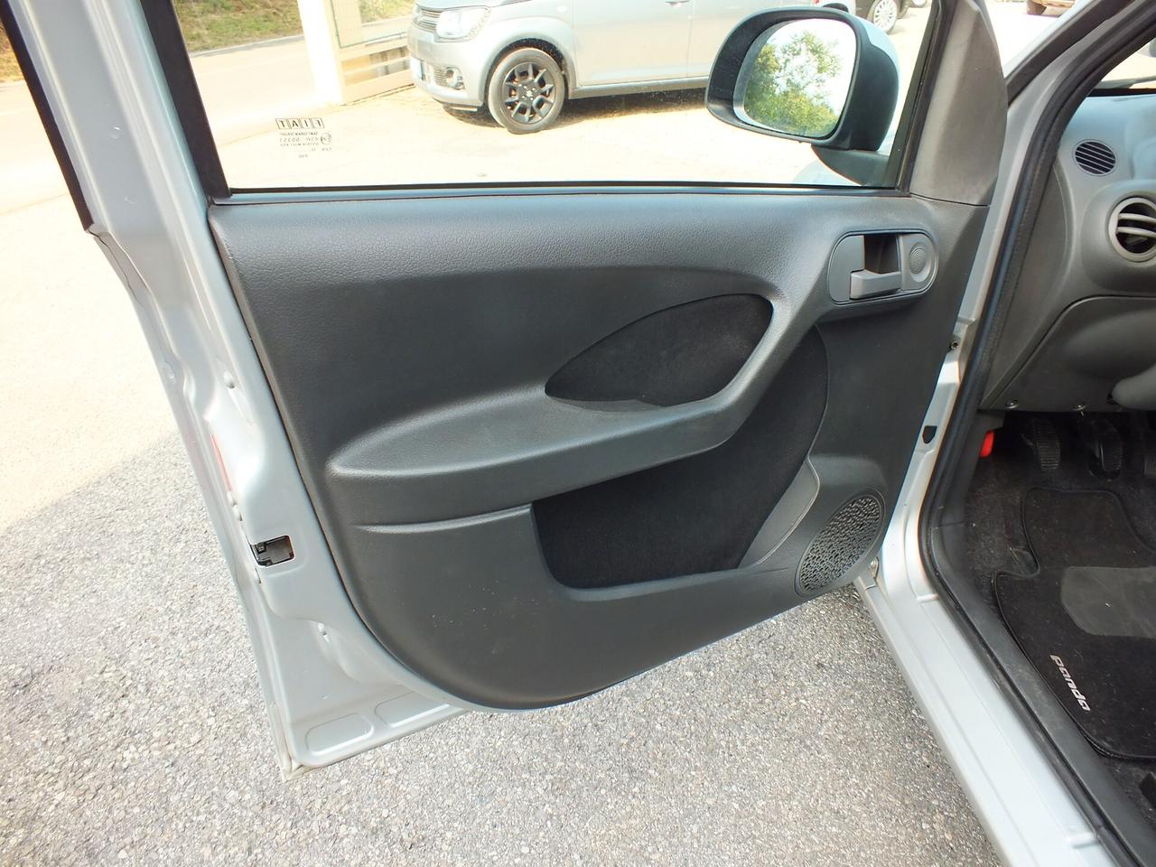 FIAT PANDA 1.2 EMOTION