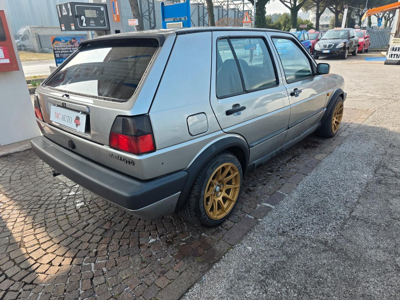 Volkswagen Golf 1600 TD intercooler 5 p. GTD con 367.000km