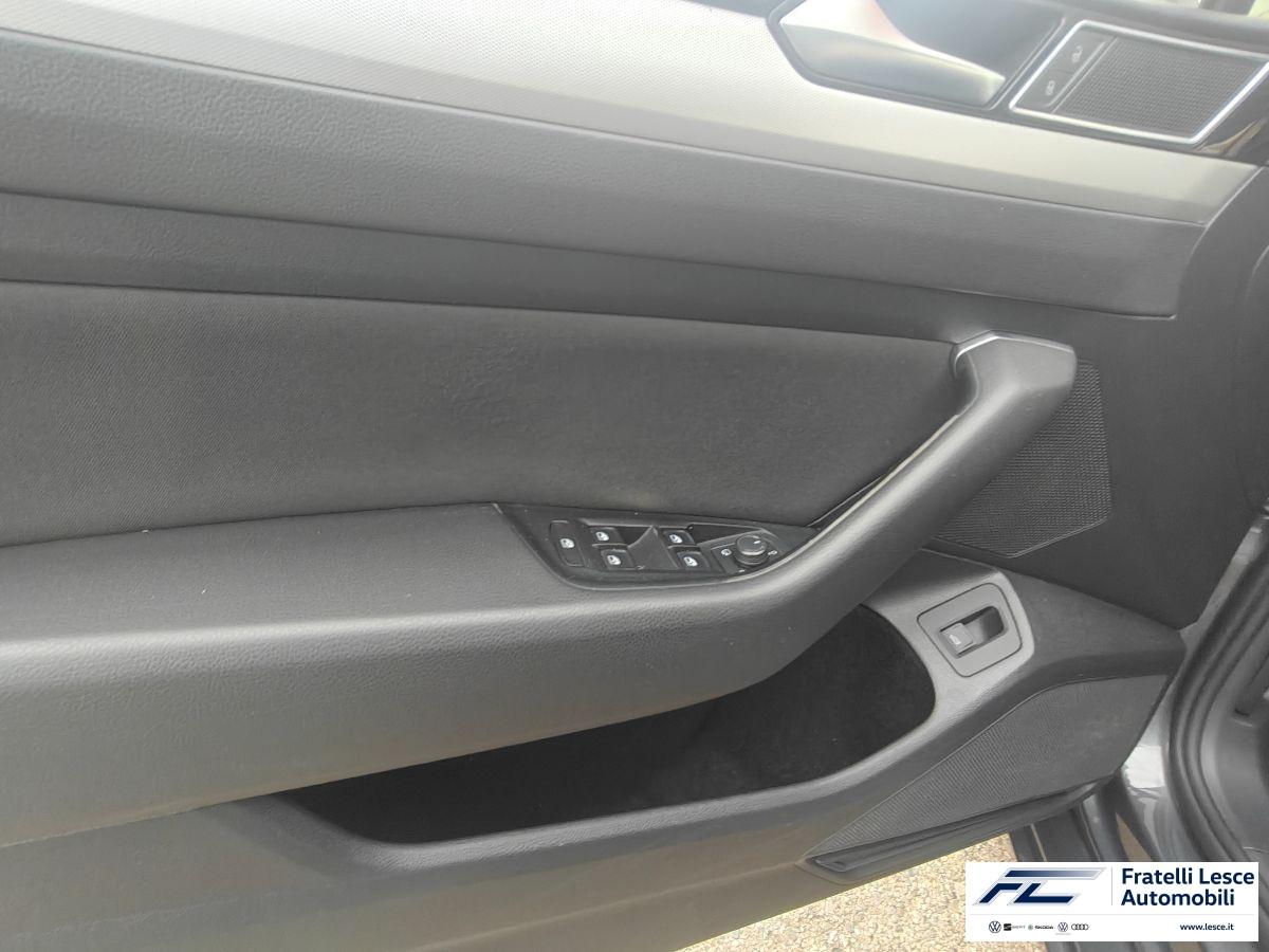 VOLKSWAGEN - Passat Variant Variant 1.6 tdi Business (businessline) 120cv dsg