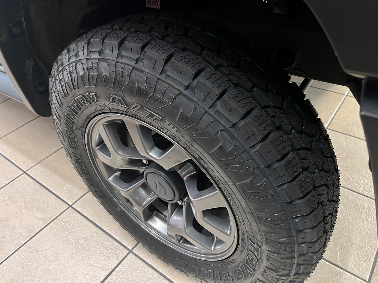 Suzuki Jimny 1.5 5MT Top - 2019