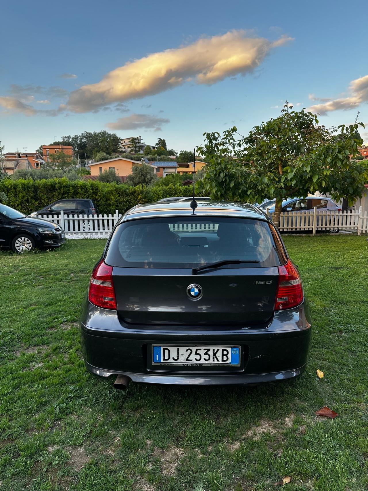 Bmw 118 118d cat 5 porte Futura DPF PERFETTA !