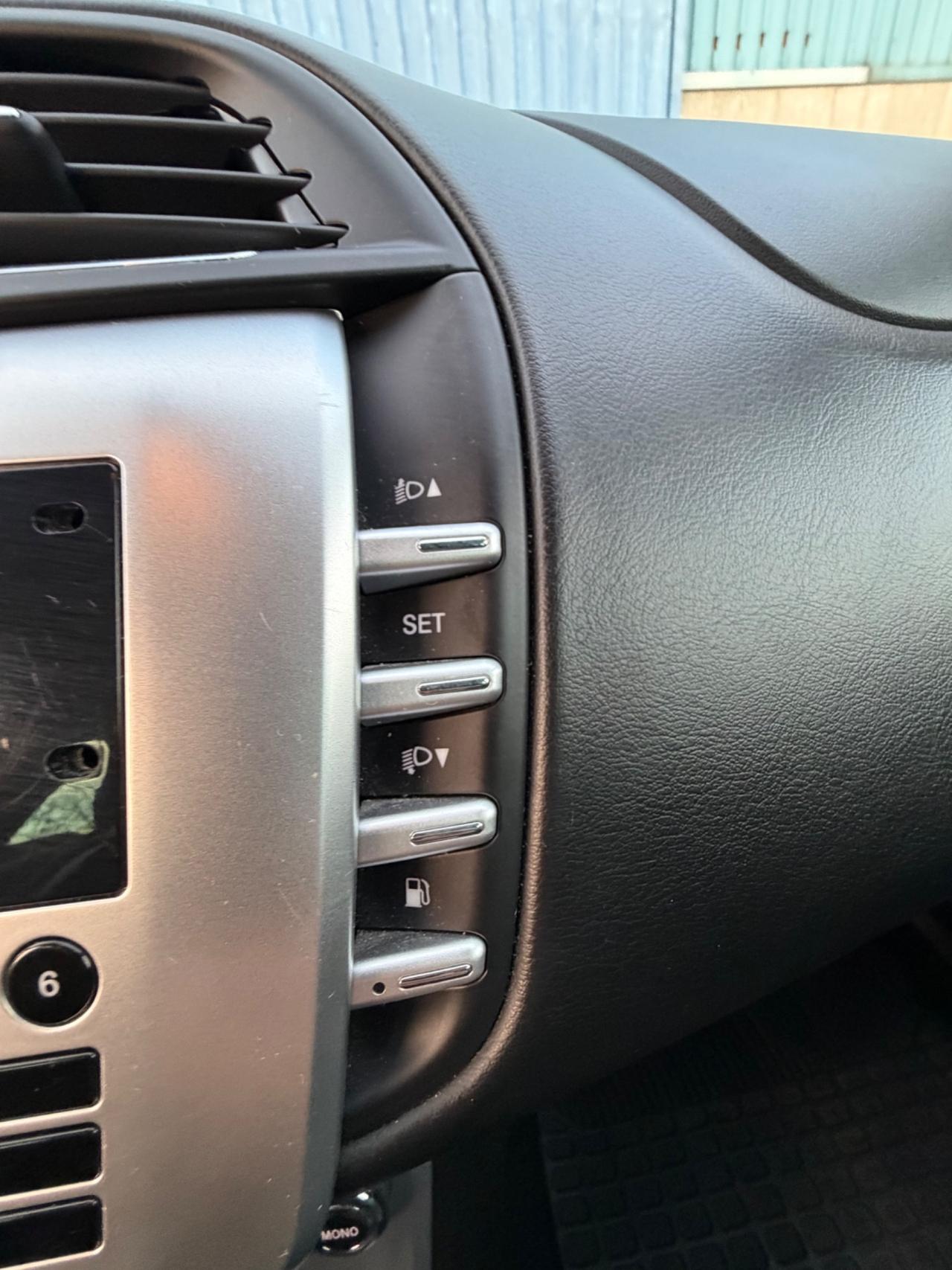 Lancia Delta 1.4 T-Jet 120 CV Silver Ecochic GPL