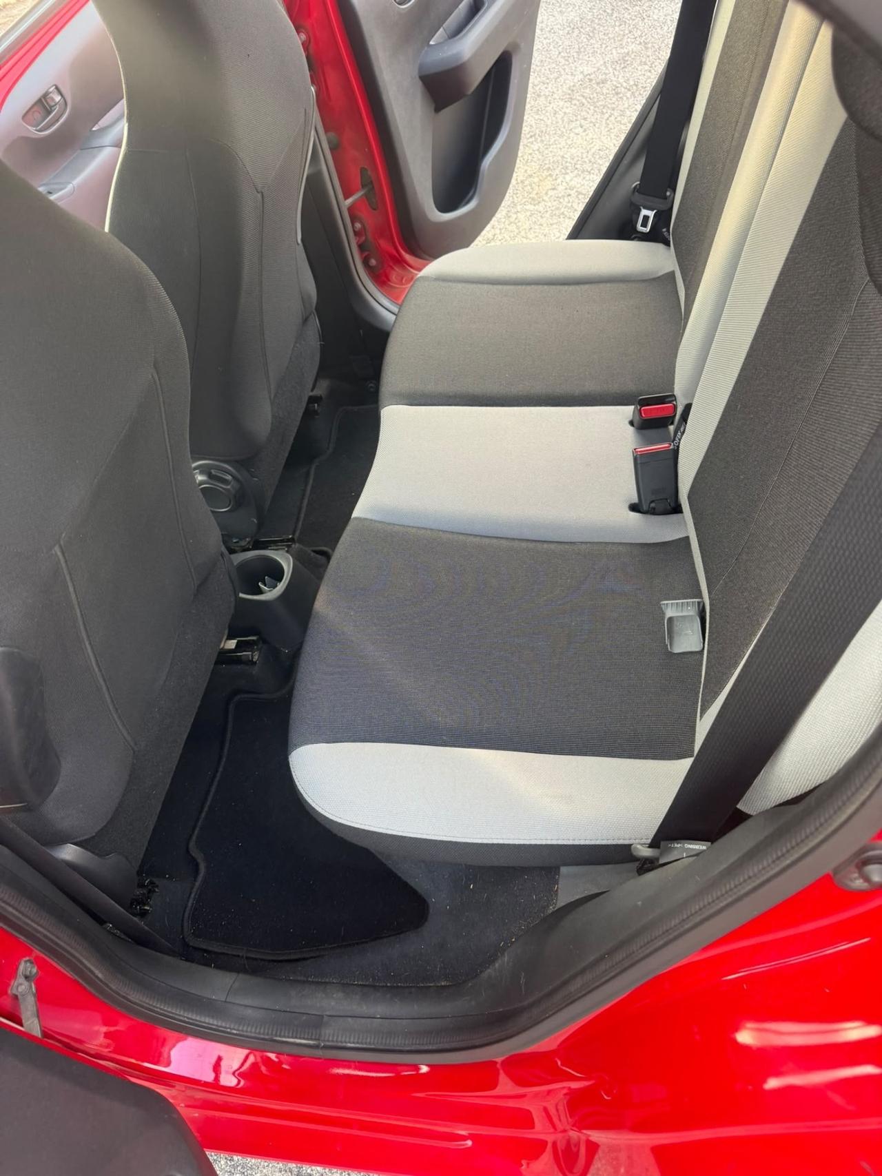 Toyota Aygo 1.0 VVT-i 69 CV 5 porte x-business
