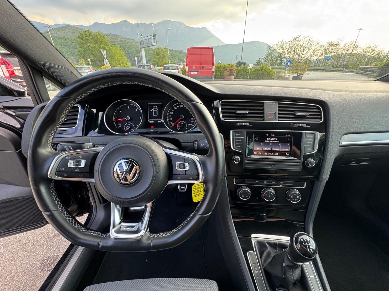 Volkswagen Golf 1.6 TDI 110 CV 5p. R-LINE