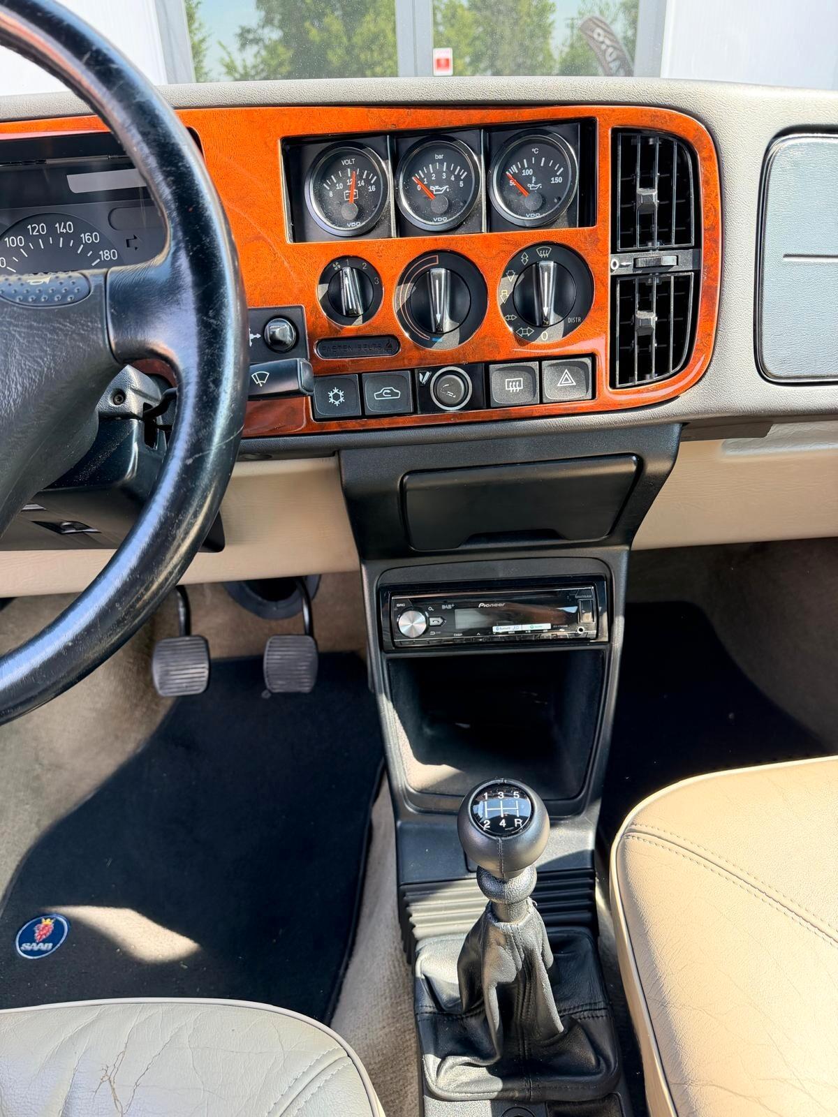 Saab 900 i 16 cat Cabriolet