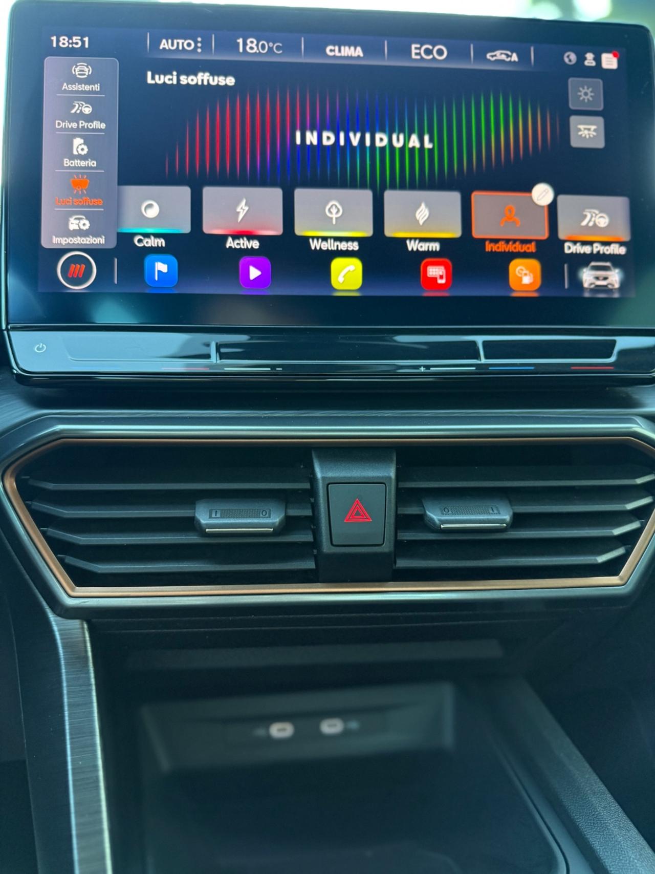 Cupra Formentor hybrid dsg LUCI SOFFUSE,TELECAMERA,VIRTUAL COCKPIT,NAVI,APPLE CARPLAY, FULL LED