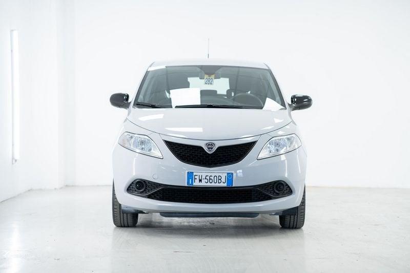 Lancia Ypsilon 1.2 69 CV S&S Gold (5 porte)