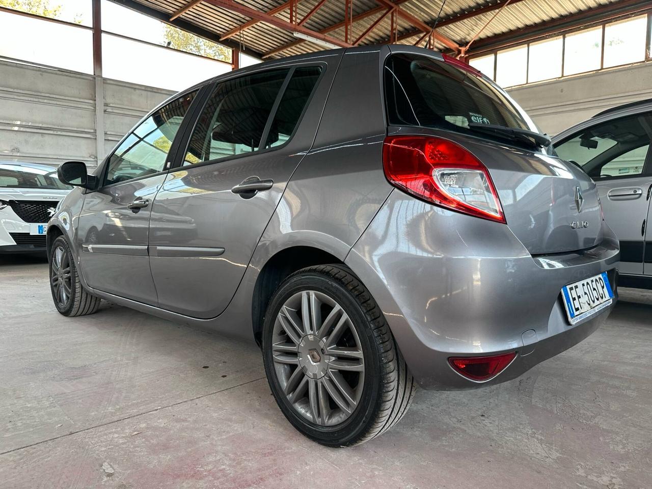 Renault Clio 1.2 16V 5 porte 20th Anniversario