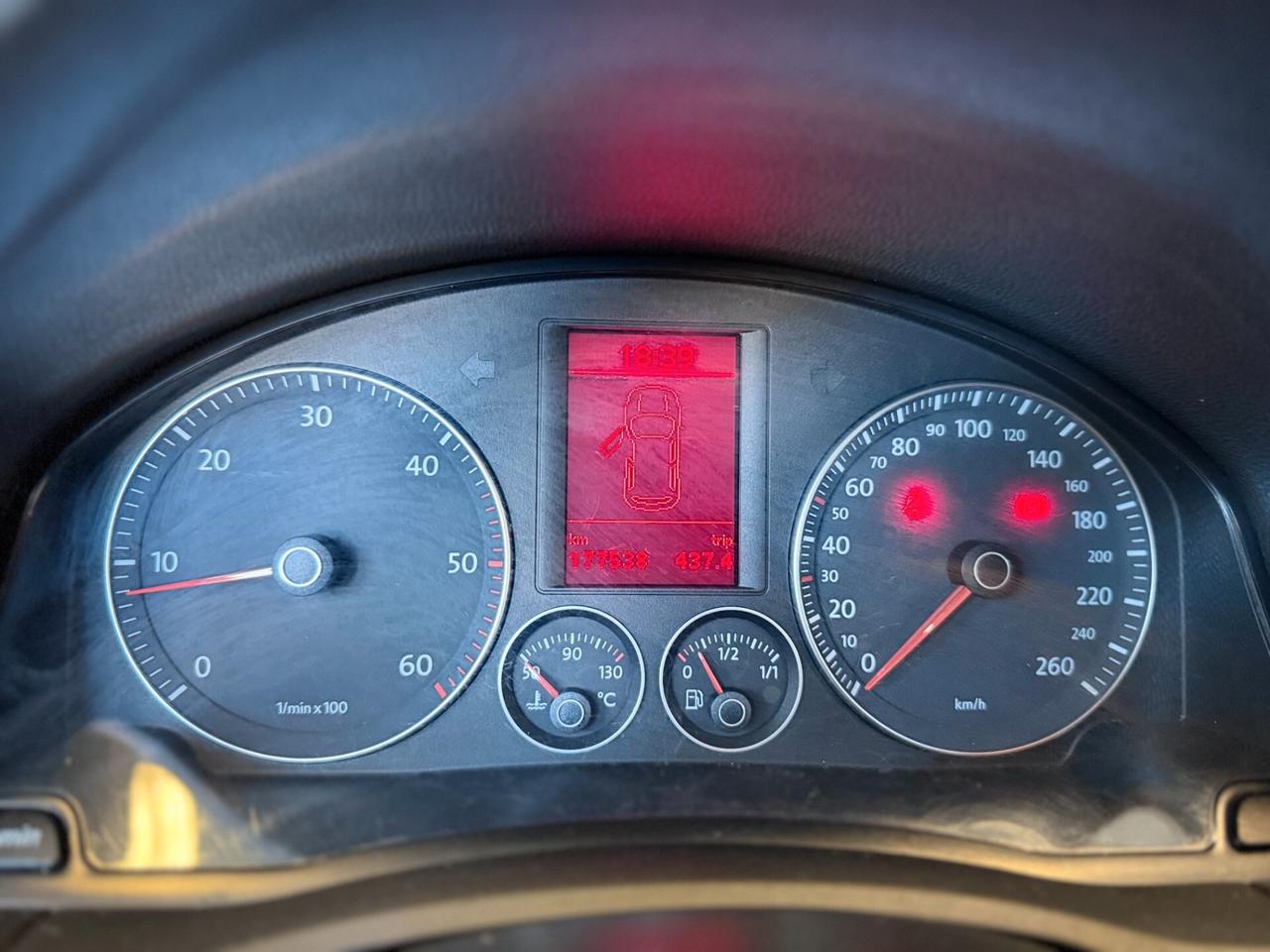 Volkswagen Golf 2.0 TDI 3p. GT Sport