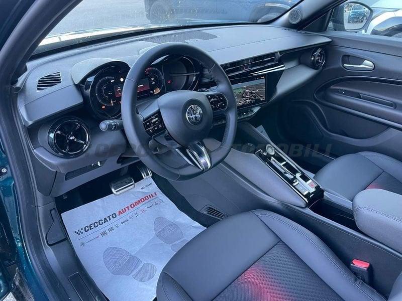 Alfa Romeo Junior Junior 1.2 ibrida Speciale 136cv edct6