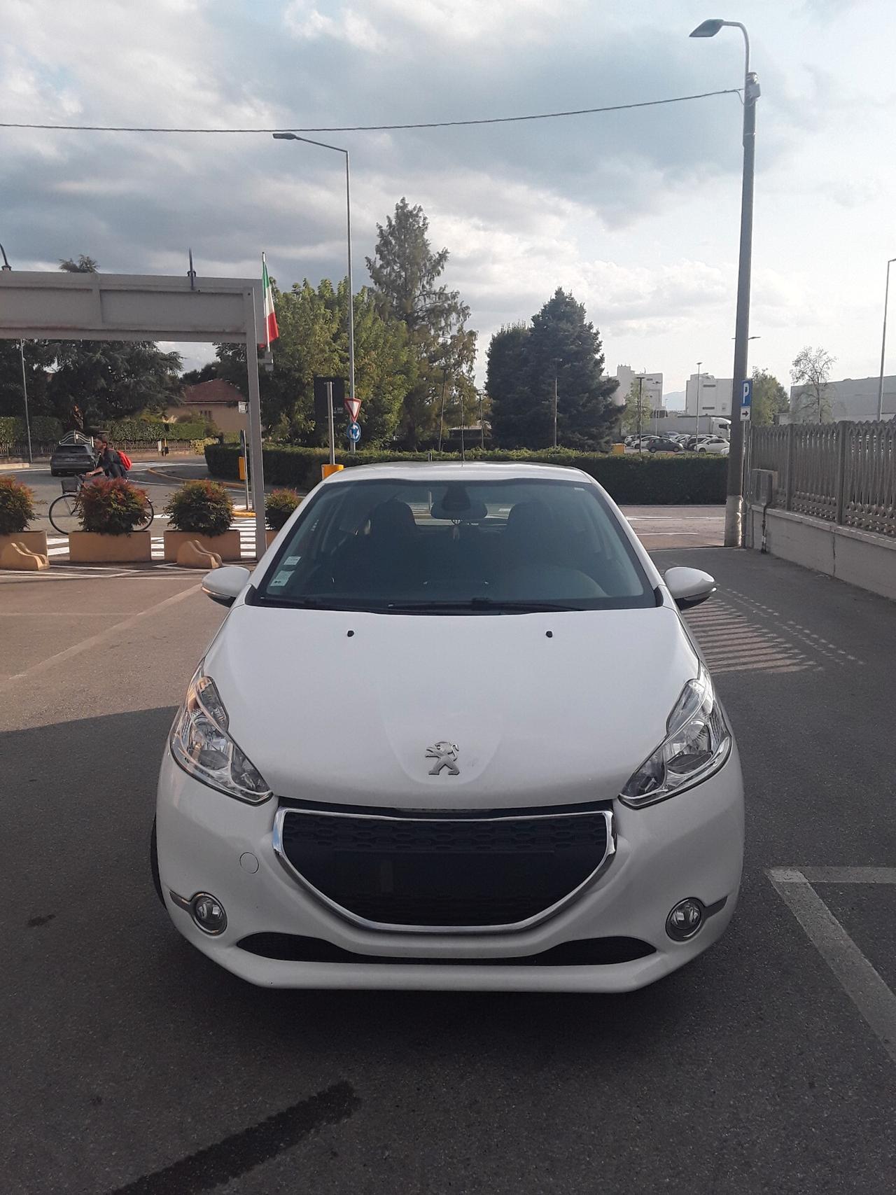 Peugeot 208 1.2 VTi 82 CV 3 porte Access
