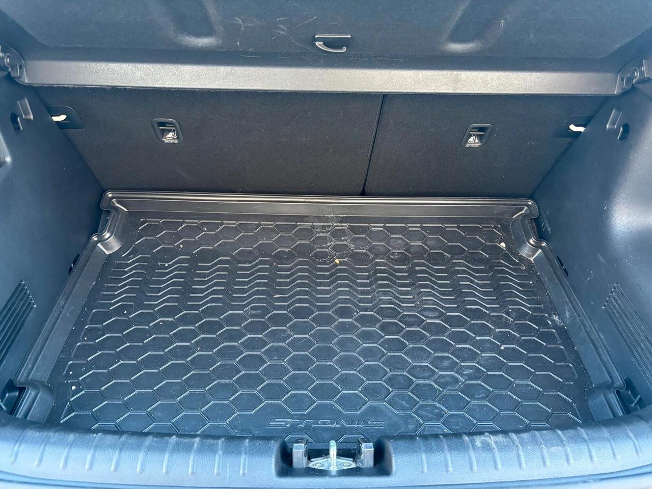 Kia Stonic 1.0 T-GDi 100 CV MHEV iMT Style