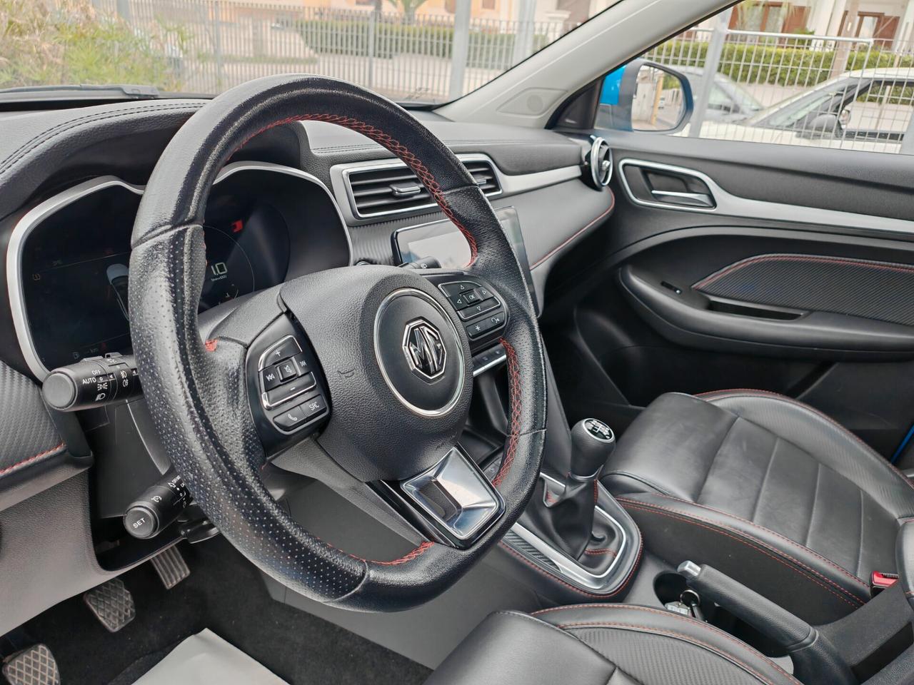 Mg ZS 1.0T-GDI tetto pelle navig cam Luxury